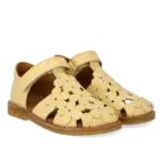 Sandal med blomster og velcro - 2706 - 29