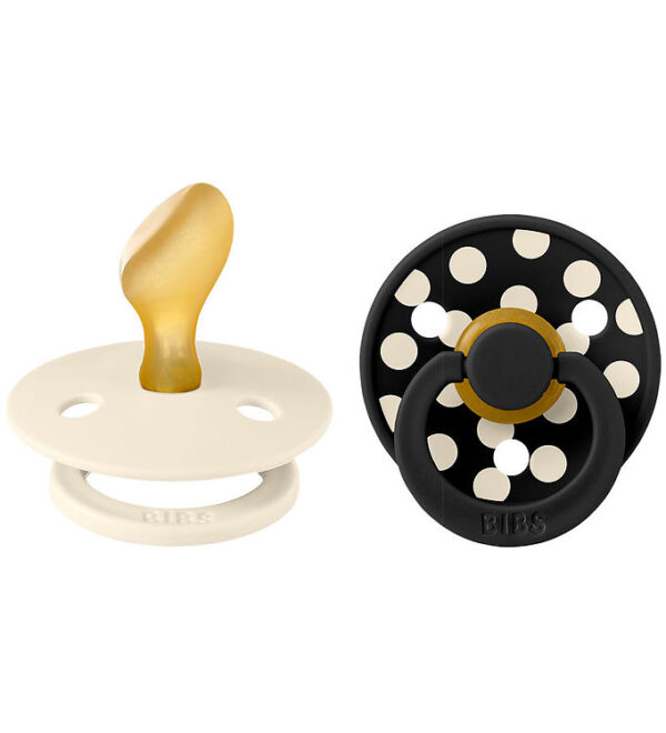 BIBS Colour Sutter - Str. 2 - Anatomisk - 2-pak - Ivory/Sort BIBS Colour Sutter - Str. 2 - Anatomisk - 2-pak - Ivory/Sort