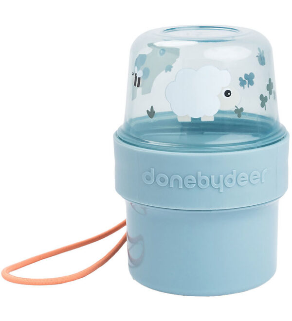 Done by Deer Beholder - To Go 2-way Snack - Tiny Farm - Blå