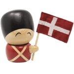 FableWood Garder - Henrik - 9 cm - Natur/Rød/Sort