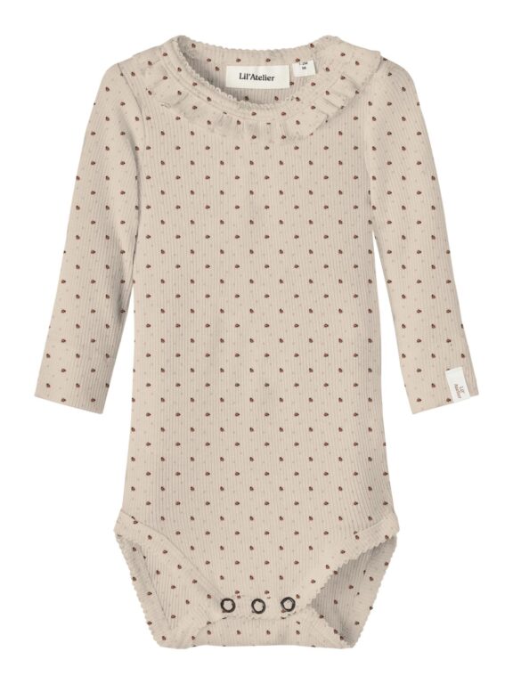 Lil Atelier Gago Slim Body med Mariehøne - Baked Clay - 56 cm