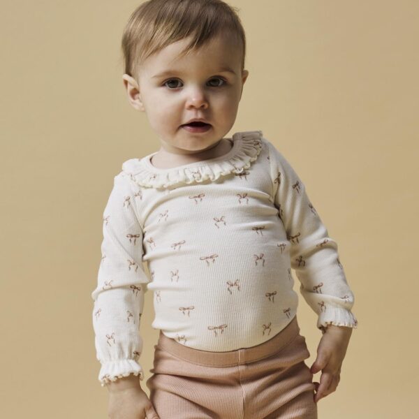 Lil Atelier Gavo Ema Body med Sløjfer - Coconut Milk - 56 cm Lil Atelier Gavo Ema Body med Sløjfer - Coconut Milk - 56 cm