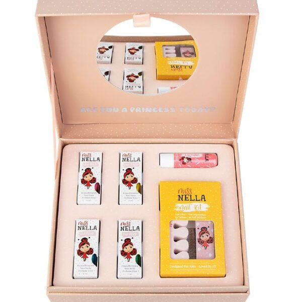 Miss Nella Gavesæt - 6 dele