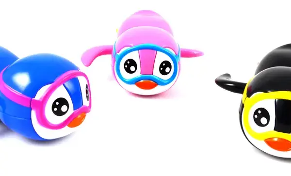 Pingvin Træk-Op Badedyr