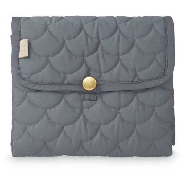 Cam Cam Copenhagen Pusleunderlag i quilt - Charcoal Cam Cam Copenhagen Pusleunderlag i quilt - Charcoal