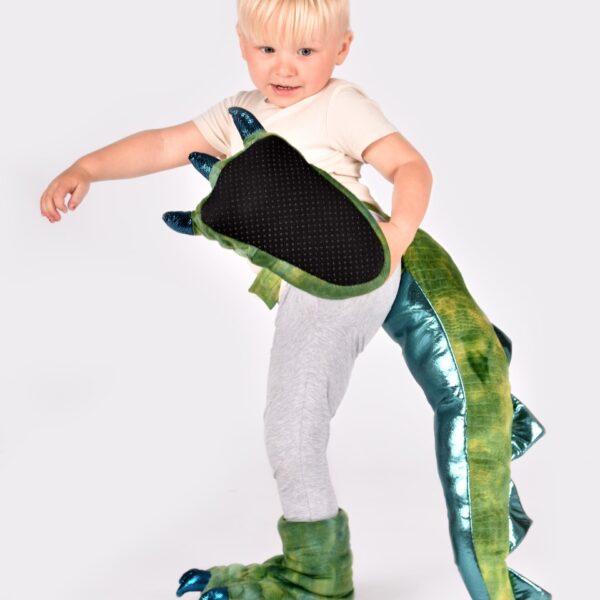 Den Goda Fen | Dinofødder- & hale, str. 30-34