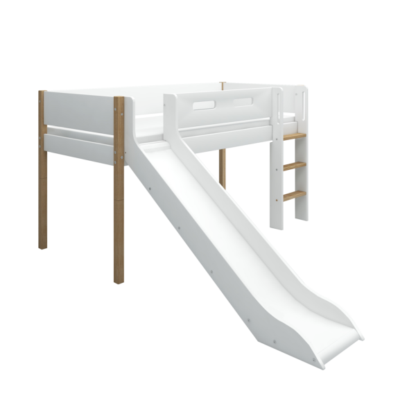 Flexa Nor Halvhøj Seng 120 cm Med Rutchebane, Stige og Cut Out Sengehest 90x200 cm - Hvid/eg