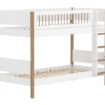 Flexa Nor Køjeseng 154 cm Med Stige og Crossbar Sengehest 90x200 cm - Hvid/eg