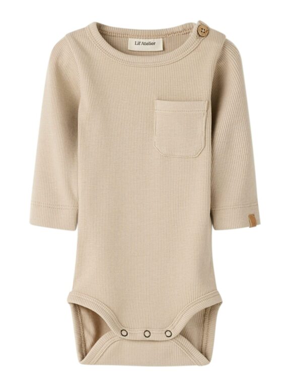 Lil Atelier Lago Slim Body - Oxford Tan - 56 cm Lil Atelier Lago Slim Body - Oxford Tan - 56 cm