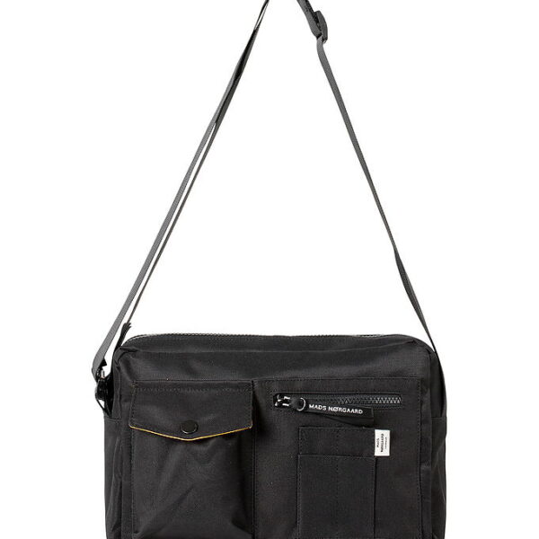 Mads Nørgaard Skuldertaske - Bel One Cappa - Sort