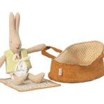 Maileg Micro Rabbit / Kanin med Babylift