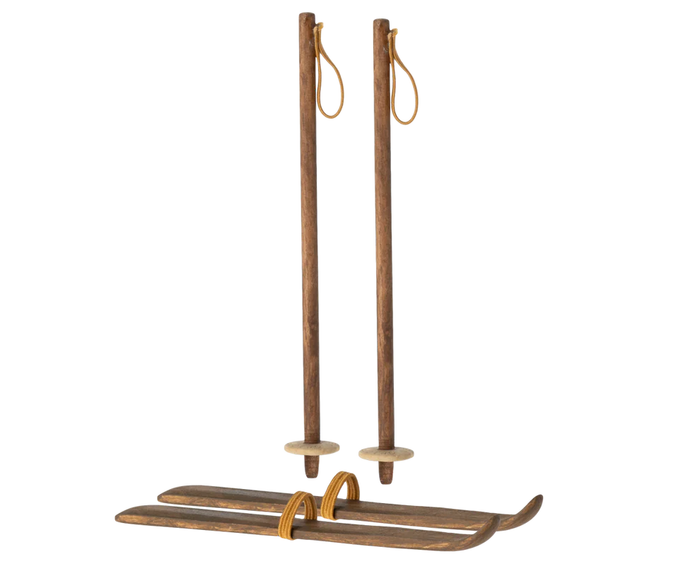 Maileg Ski og Skistave - Mor & Far mus