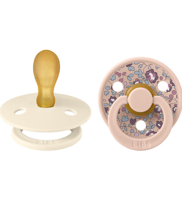 BIBS X Liberty Colour Sutter - 2-pak - Str. 2 - Symmetrisk - Blu BIBS X Liberty Colour Sutter - 2-pak - Str. 2 - Symmetrisk - Blu