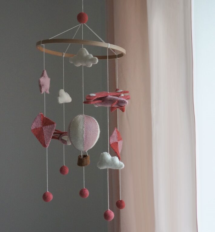 Gamcha Uro med Flyvemaskine, Drager og Luftballon - Koral