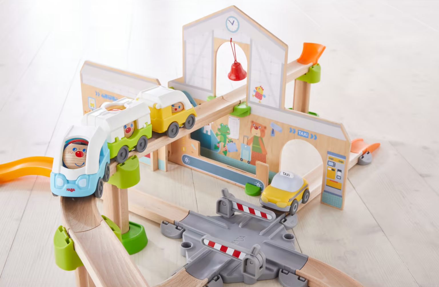 Haba | Kullerbü kuglebane - Banegården