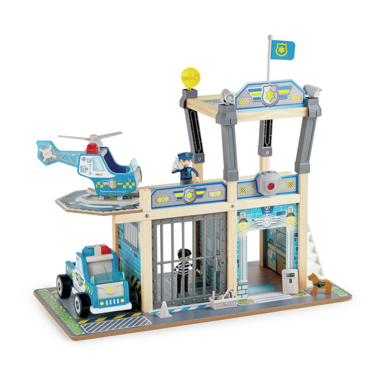 Hape | Politistation i træ m. 13 dele