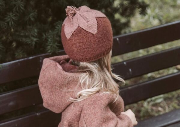 Huttelihut Hue Flower - Dark Oak - 0-1 år Huttelihut Hue Flower - Dark Oak - 0-1 år