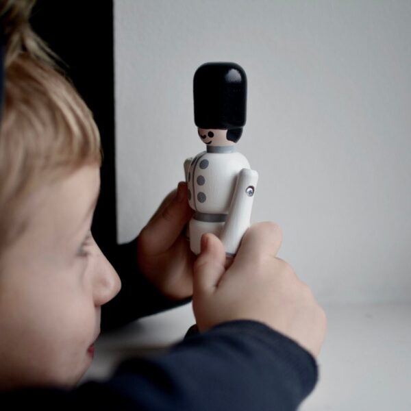 Kongelig Garder Hvid - Ella & Frederik