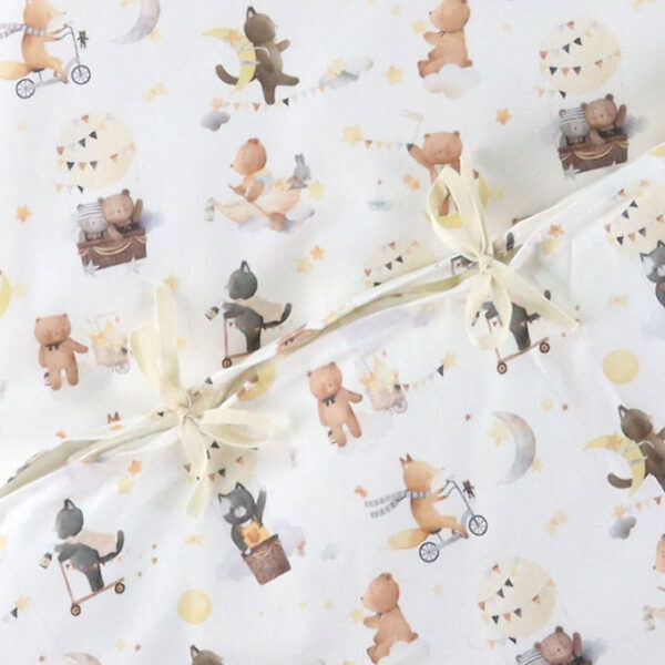Nørgaard Madsens Sengetøj - Baby - Hvid m. Bamser i Luftballon