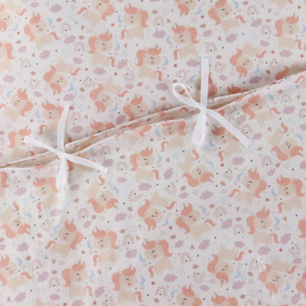 Nørgaard Madsens Sengetøj - Baby - Små enhjørninger - Mauve/Hvid