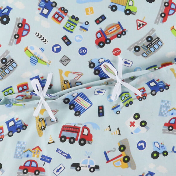Nørgaard Madsens Sengetøj - Baby - Trafik - Lyseblå
