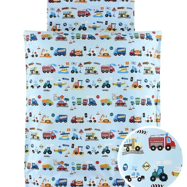 Nørgaard Madsens Sengetøj - Voksen - Lyseblå m. Maskiner