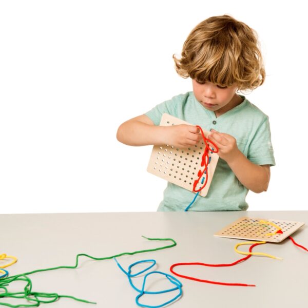 Toys for Life | Snørebræt - Styrk finmotorikken