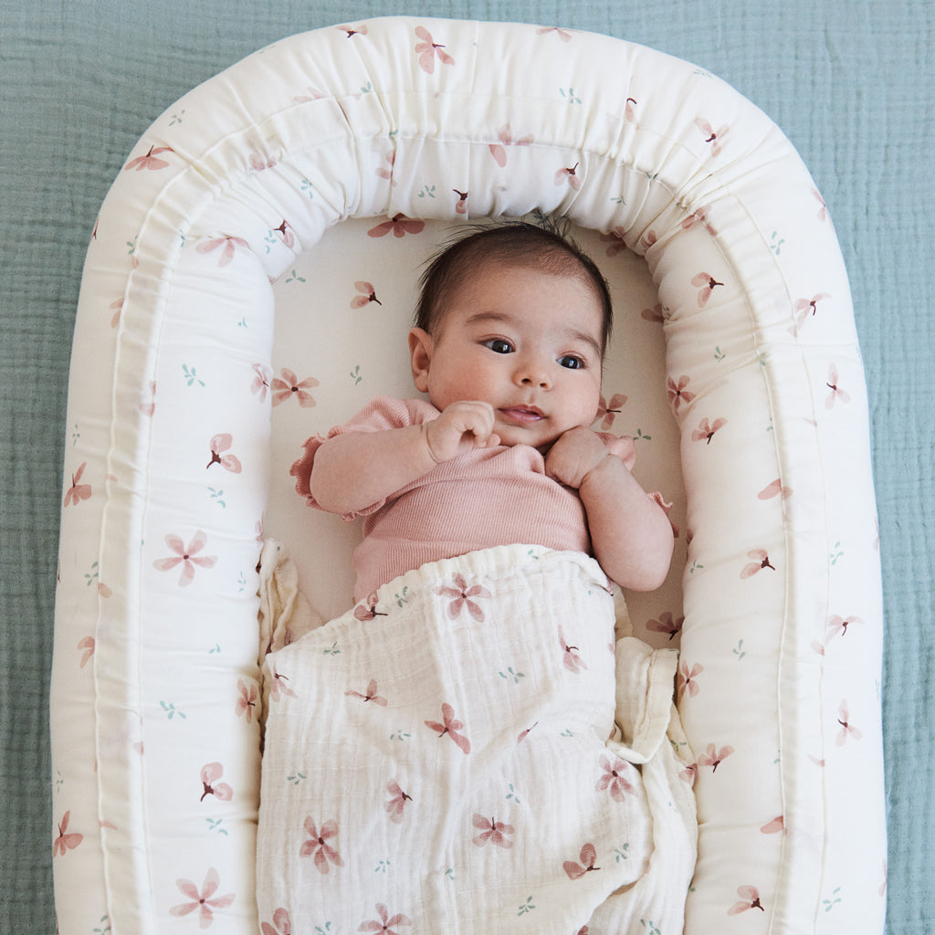 Babynest Cam Cam Copenhagen - Windflower Creme Babynest Cam Cam Copenhagen - Windflower Creme