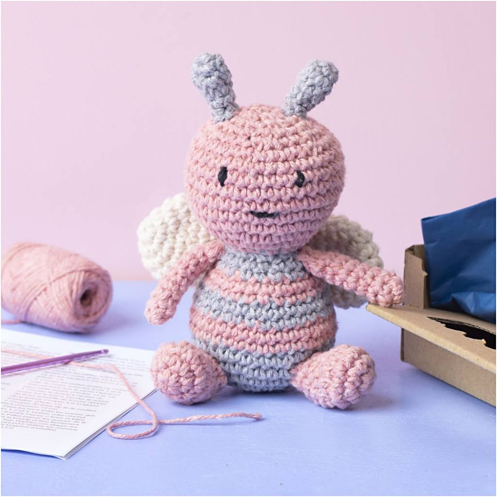 Creativ Company | Amigurumi hæklekit - Bien Bianca