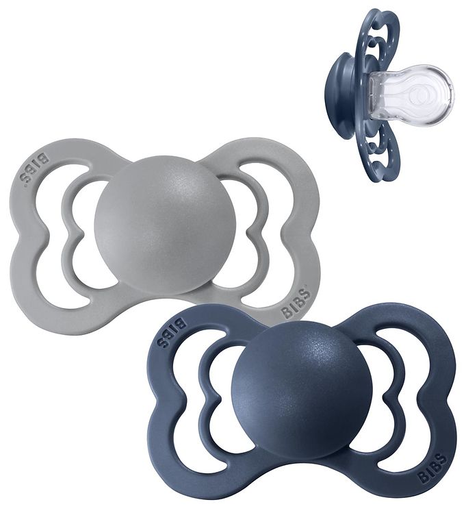 BIBS Supreme Sutter - Str. 2 - 2-pak - Symmetrisk - Cloud/Steel BIBS Supreme Sutter - Str. 2 - 2-pak - Symmetrisk - Cloud/Steel