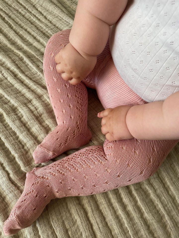 Condor Strømpebukser med prikket hulmønster - Pale Rose - 0-3 mdr. Condor Strømpebukser med prikket hulmønster - Pale Rose - 0-3 mdr.