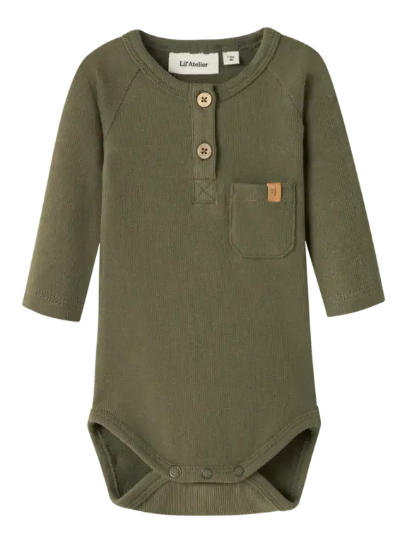 Lil' Atelier Luno Langærmet Slim Body - Winter Moss - 86