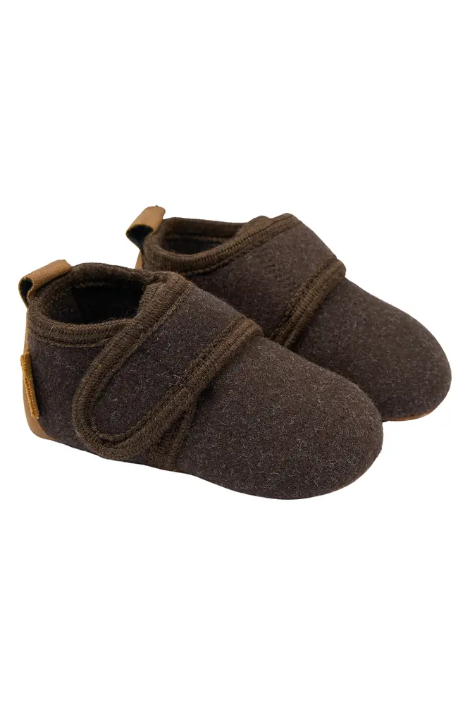Mikk-Line Prewalker - Chocolate Chip - 12-18 MDR. Mikk-Line Prewalker - Chocolate Chip - 12-18 MDR.