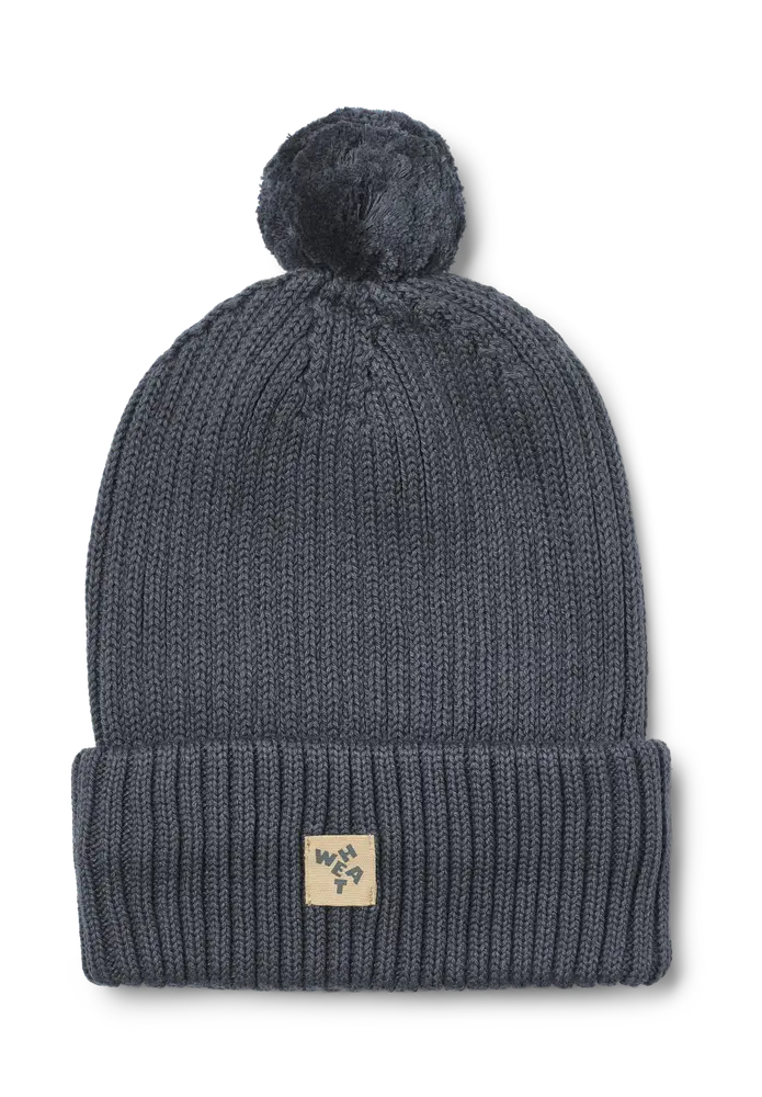 Wheat Habar Strikket Hue - Greyblue - 9-24 MDR. Wheat Habar Strikket Hue - Greyblue - 9-24 MDR.