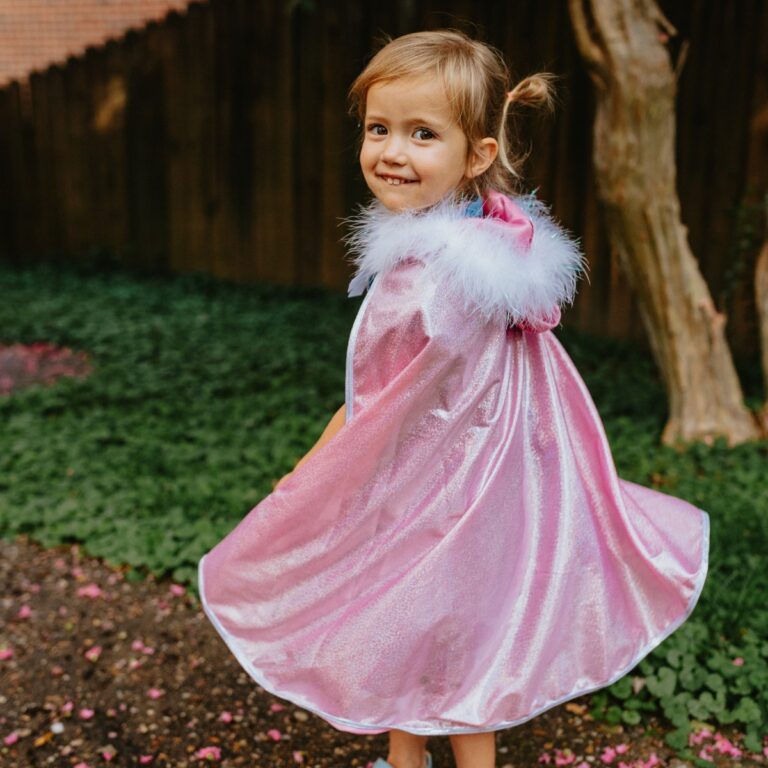 Great Pretenders | Glitterkappe med pelskant, str. 4-7 år