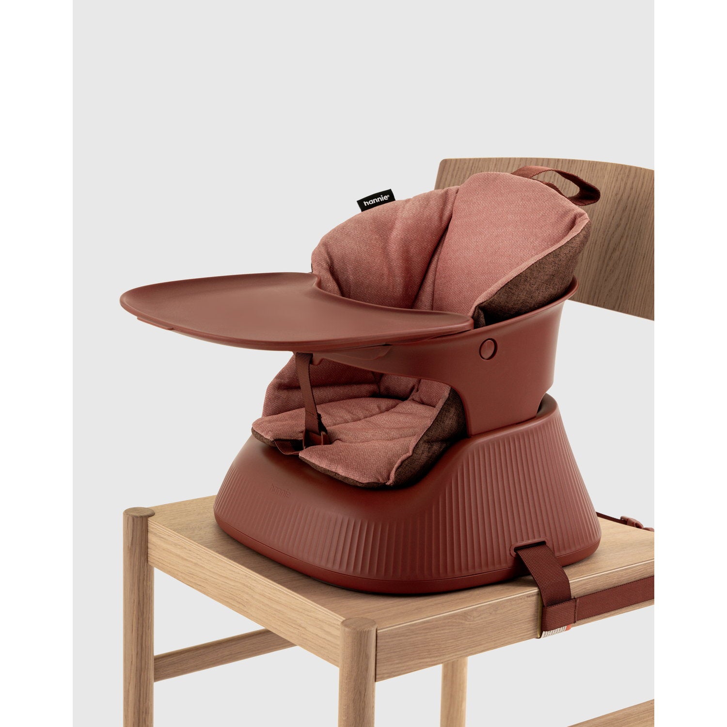 Hannie Transportabel Højstol - Mahogany Red