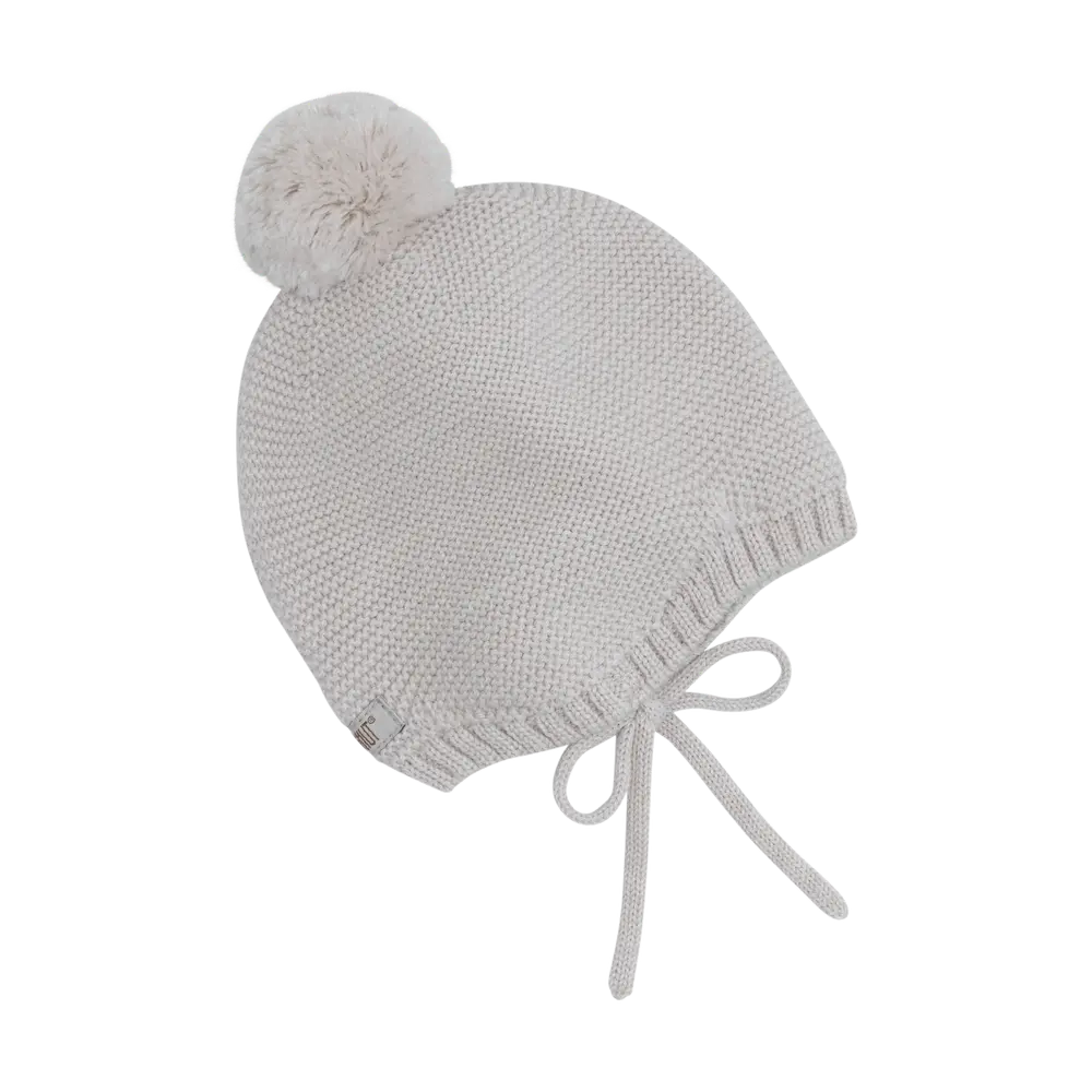 Huttelihut Uldstrikket Hjelm m. Pompom - Sand Melange - 48 Huttelihut Uldstrikket Hjelm m. Pompom - Sand Melange - 48