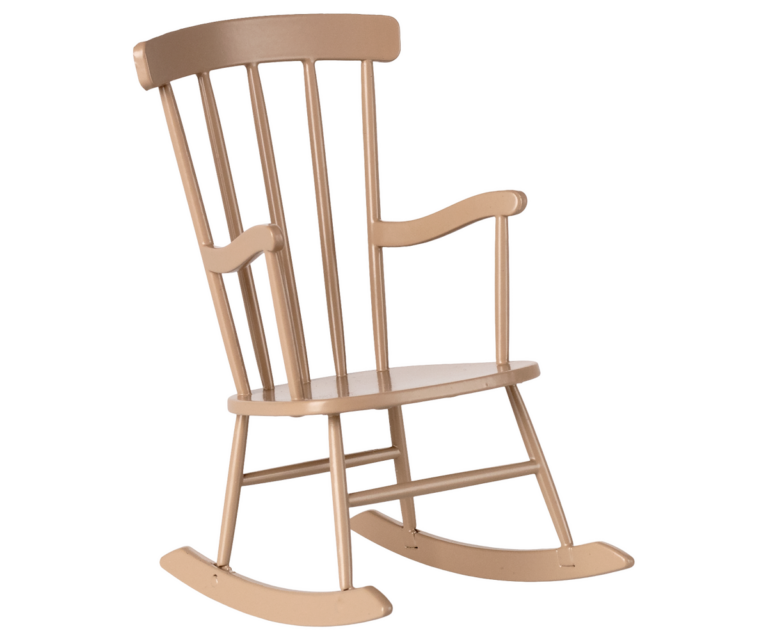 Maileg Gyngestol, Miniature – Mørk Sand