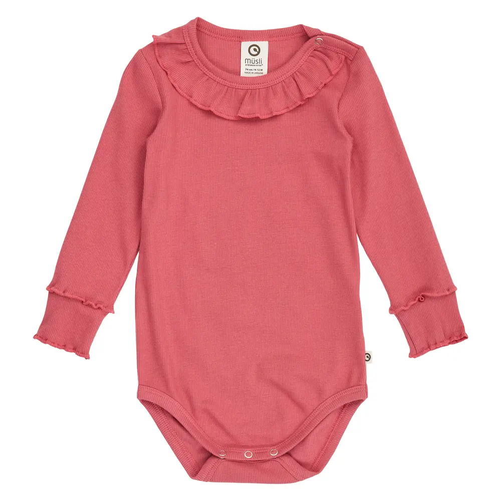 Müsli Cozy Me Langærmet Body Rib m. Flæser - Baroque Rose - 56 Müsli Cozy Me Langærmet Body Rib m. Flæser - Baroque Rose - 56