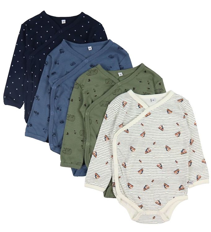 Pippi Baby Slå-om Bodyer l/æ - 4-pak - Deep Lichen Green Pippi Baby Slå-om Bodyer l/æ - 4-pak - Deep Lichen Green